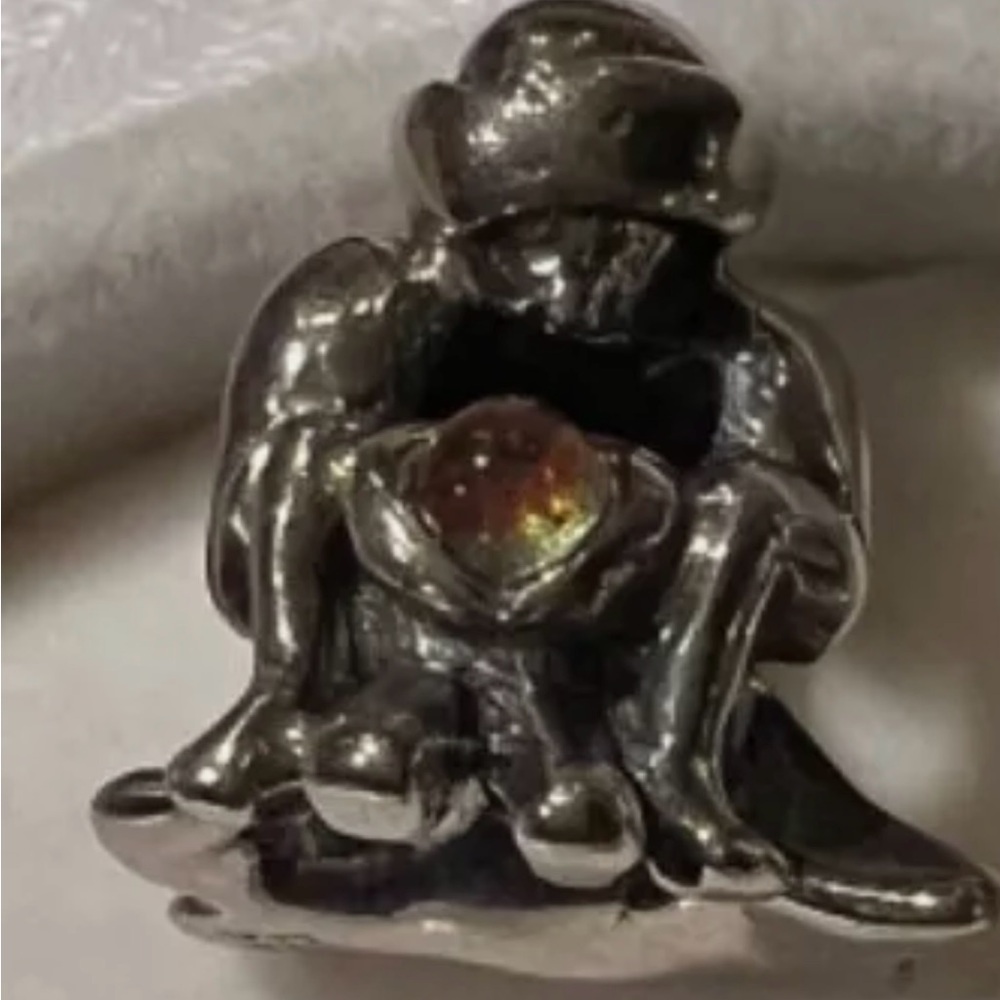 Trollbeads SEER~New~pendant/charm 925 Silver *retired & rare* & last 1 left of 2 - Picture 15 of 15